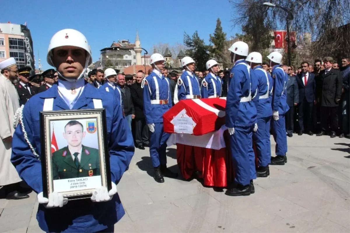 Kazada Hayatını Kaybeden Uzman Onbaşı Son Yolculuğuna Uğurlandı