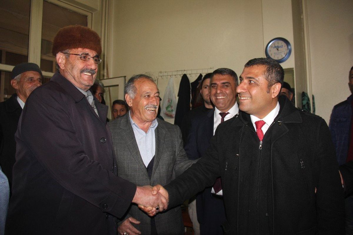 MHP\'li Taşdoğan, "Bingöl Hizmete Susamış"