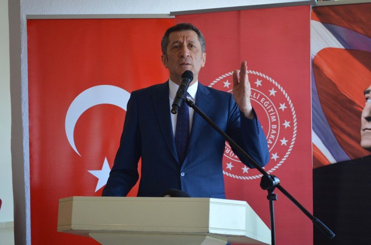 Milli Eğitim Bakanı Selçuk Duyurdu, Eylül\'de Ders Sayısı Düşüyor