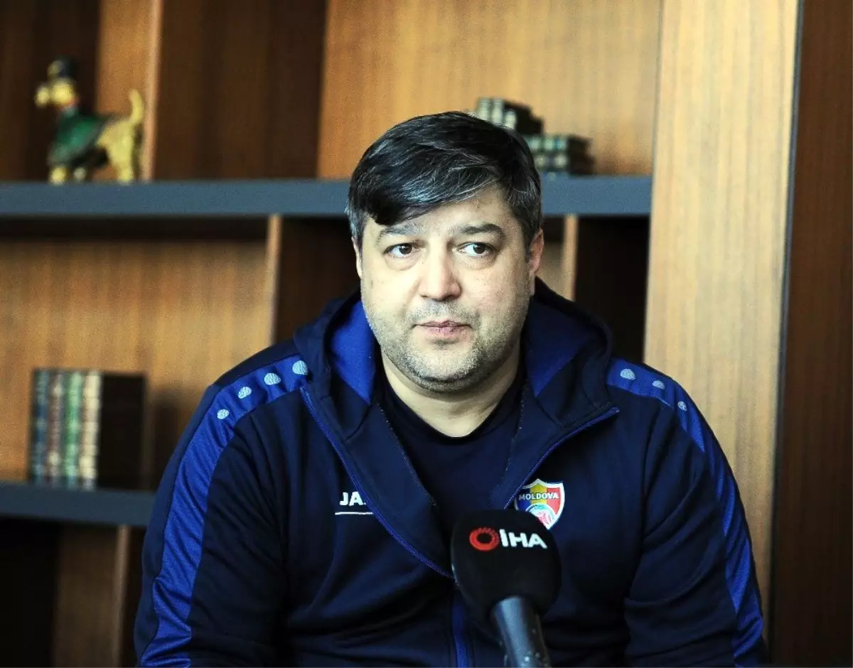 Moldova Futbol Federasyonu Asbaşkanı Hincu: "Moldova Futbolunda Yeni Nesil Çıkarmak Zorundayız"