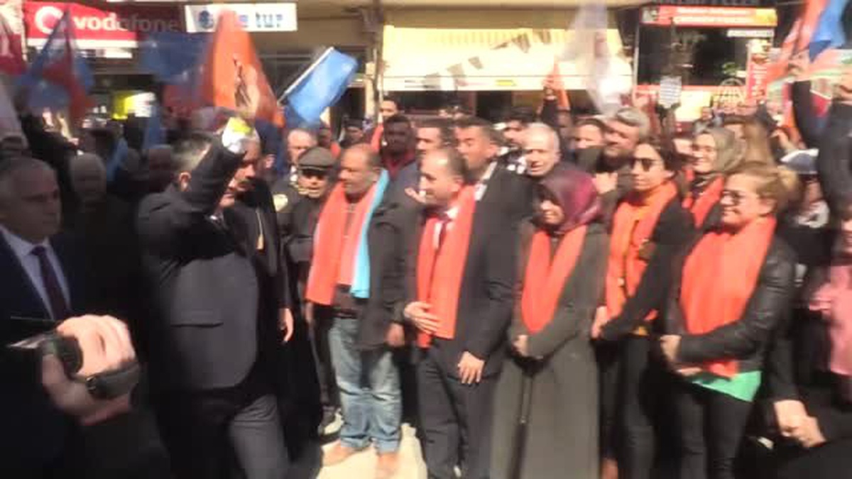 Pakdemirli: "Bu Millet Gönderinde Başka Bayrak Dalgalanmasına Müsaade Etmez"