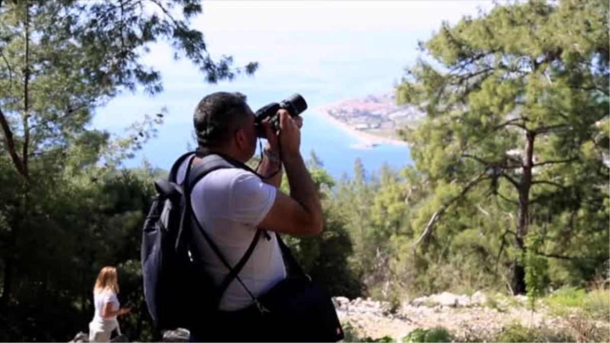 Paraşüt Tutkunları Alatepe\'de Gökyüzüyle Buluşuyor" - Muğla