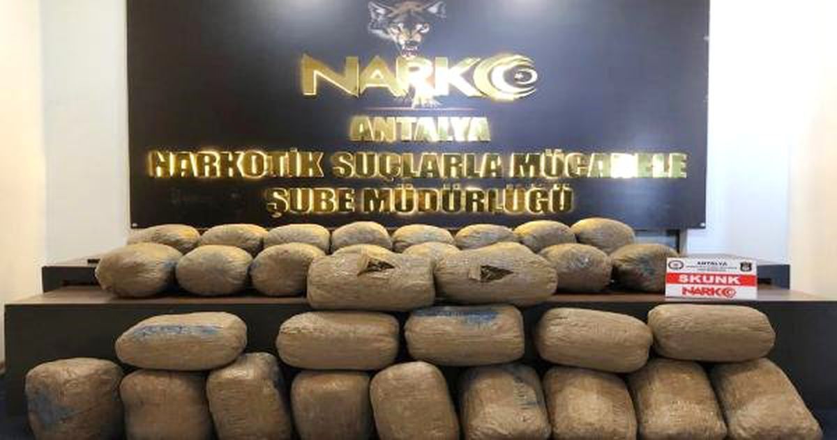 Sebze Kamyonunda 34 Kilo Skunk Ele Geçirildi
