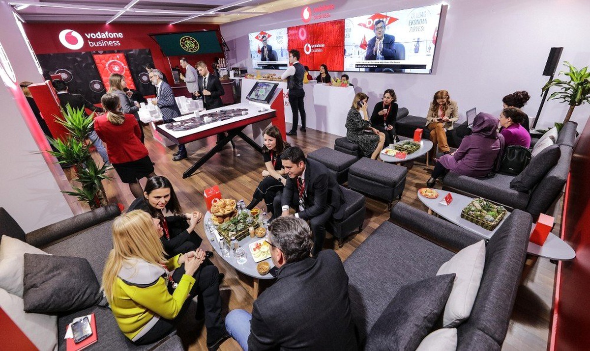 Vodafone Teknoloji ve Çözümlerini Ekonomi Zirvesinde Tanıttı