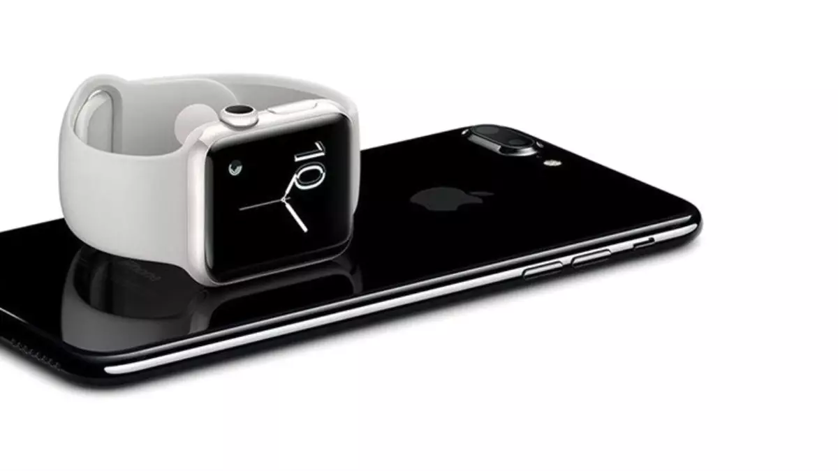 Yeni İphone\'lar, Apple Watch ve Airpods\'ları Şarj Edebilecekler