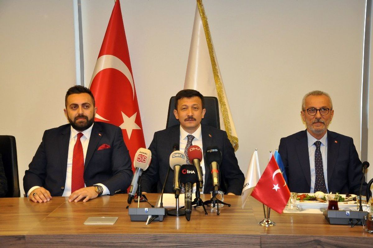 AK Parti\'li Dağ\'dan Üçüncü \'Tunç Soyer\' Toplantısı