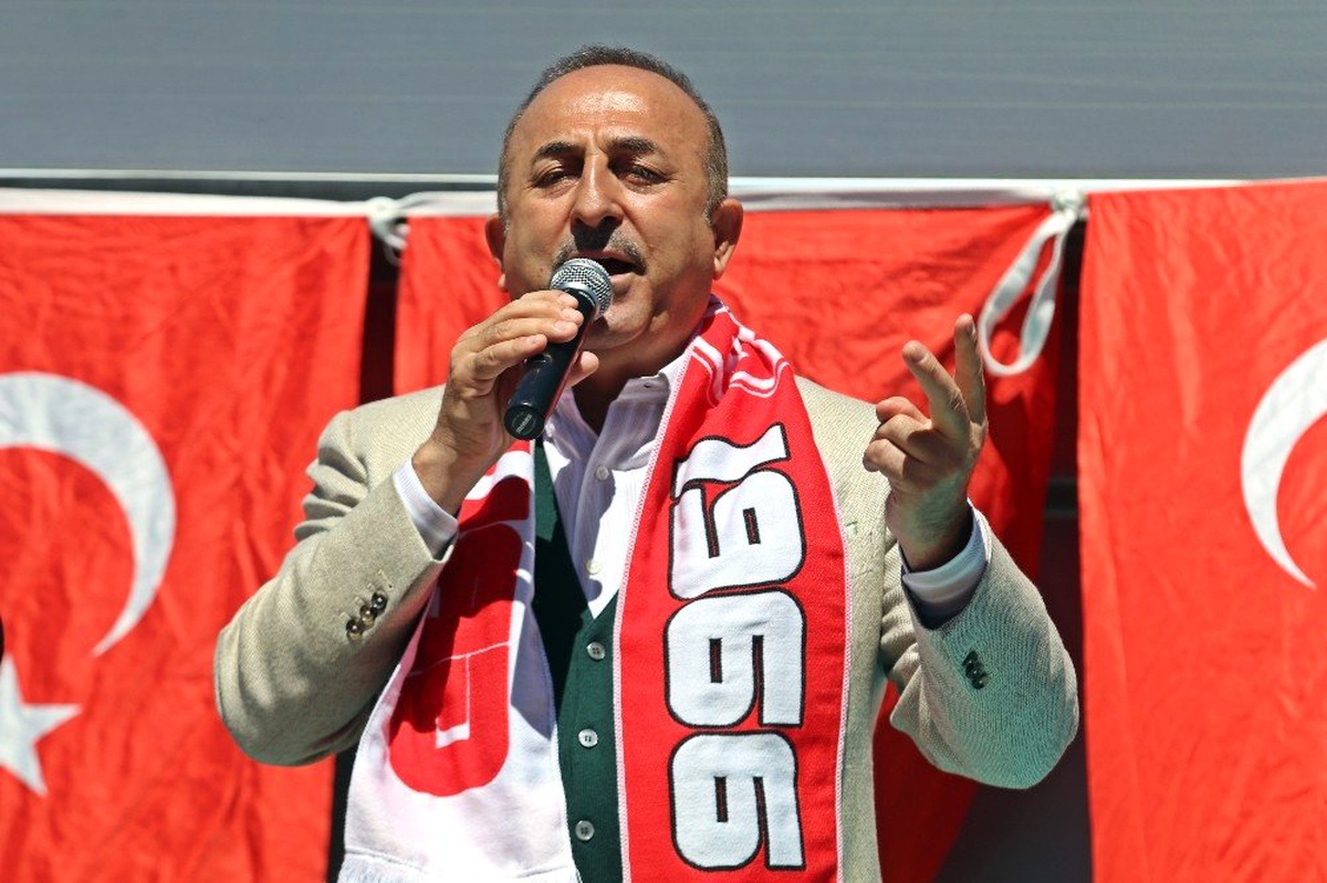 Çavuşoğlu: "Avrupa Birliği Bile Tepki Gösteriyor da Bazı Arap Ülkeleri Amerika ve İsrail...
