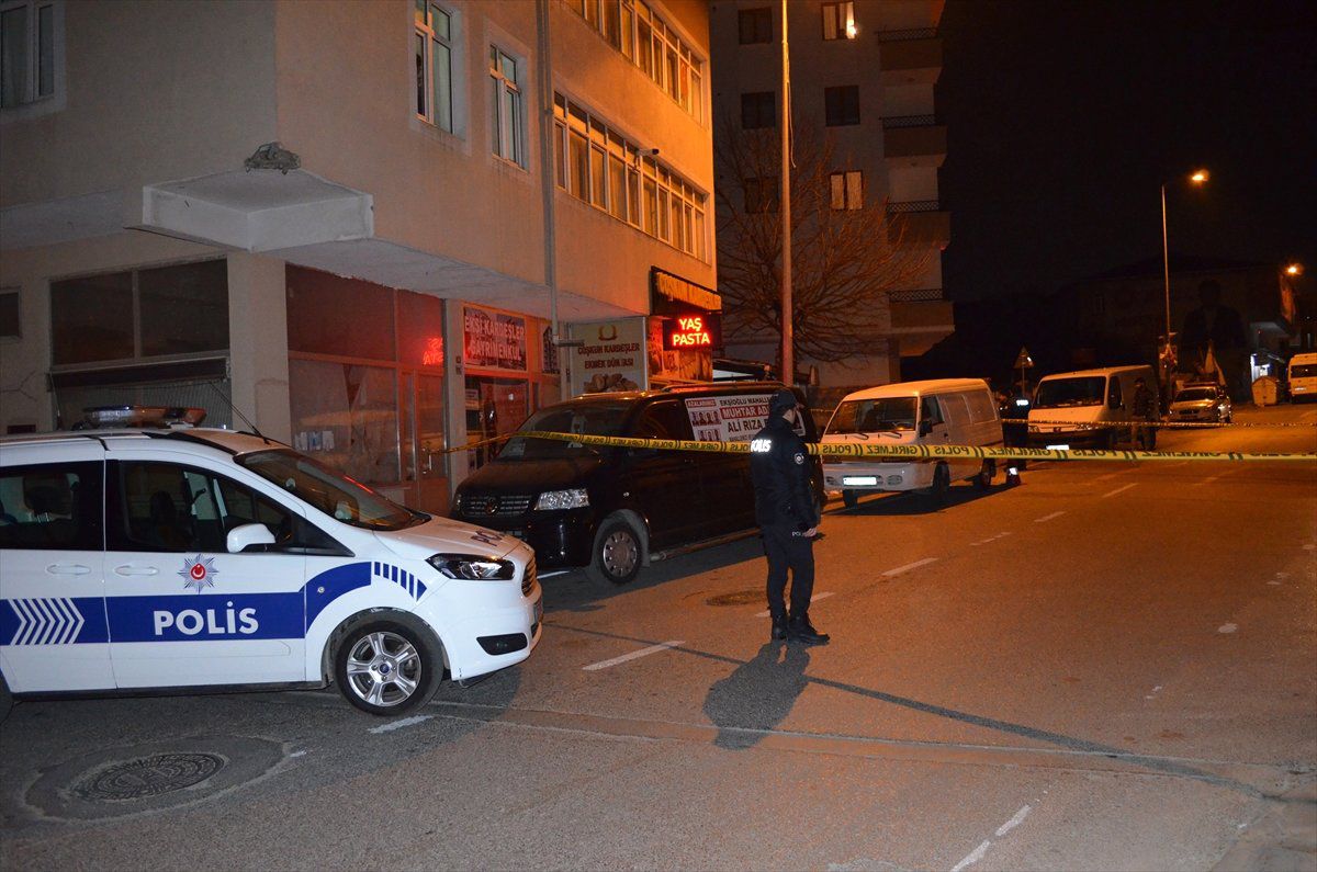 Çekmeköy\'de Silahla Yaralama