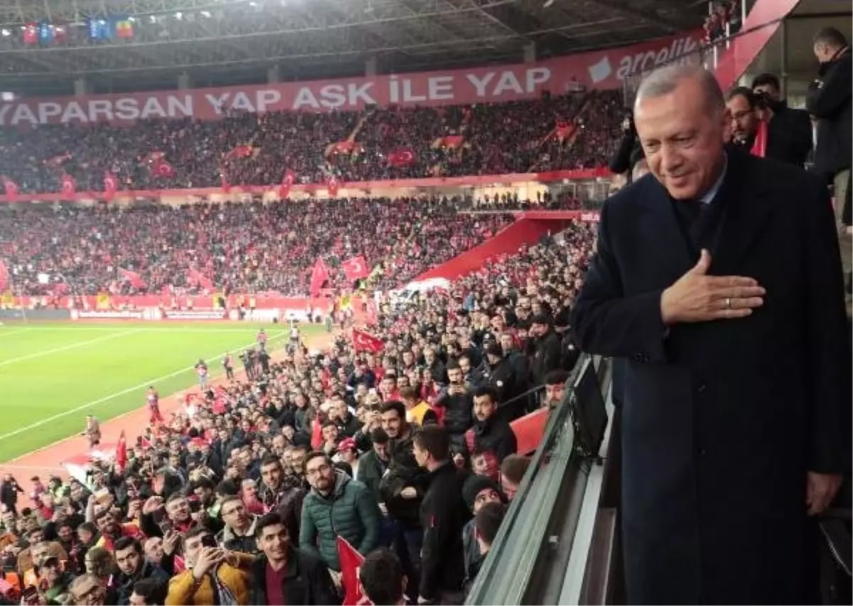 Eskişehirspor\'a Erdoğan\'dan Hediye, Eski Çalışandan Haciz