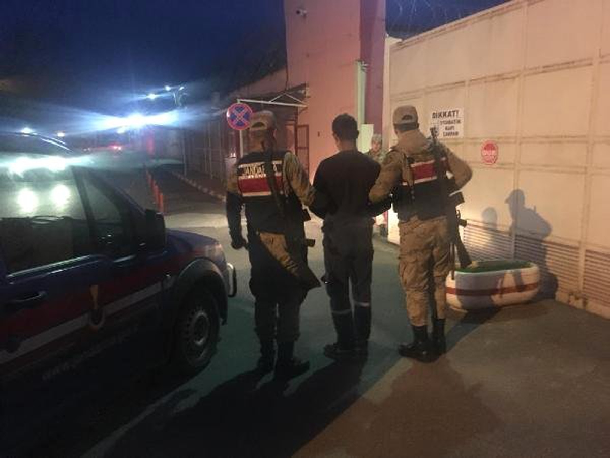 Evden Cep Telefonu Çalan Hırsız Tutuklandı