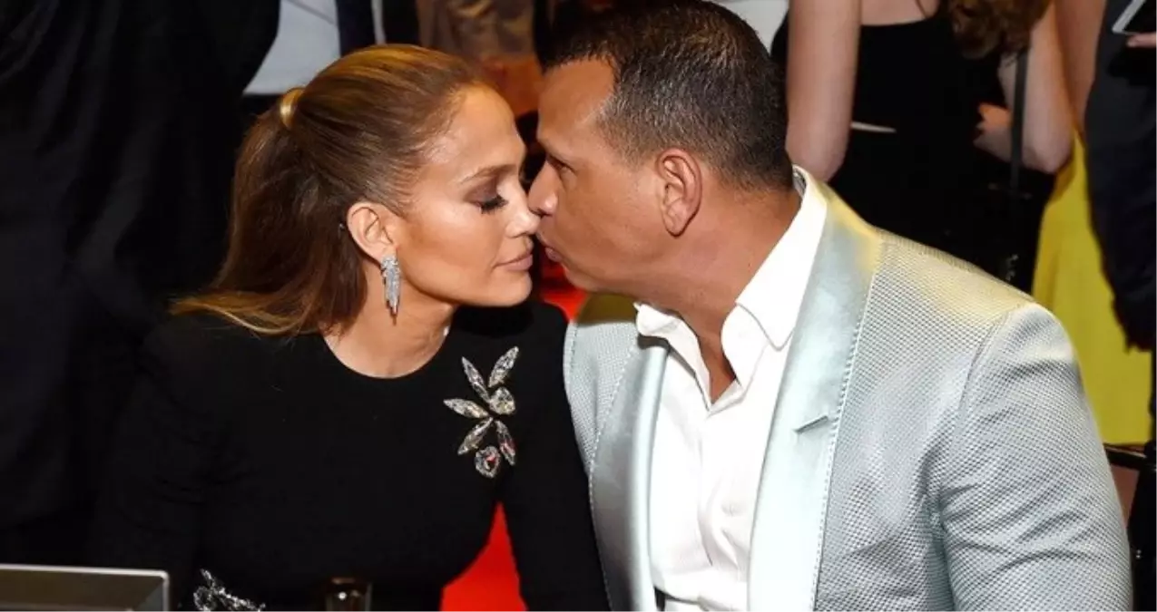 Bomba İddia: Jennifer Lopez\'in Nişanlısı Alex Rodriguez, Bir Modele Cinsel Organının Fotoğrafını Attı