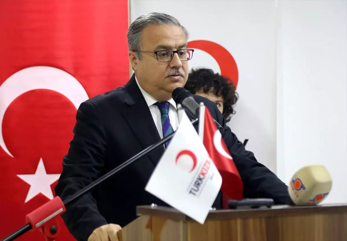 Mersin Emniyet Müdürlüğüne Kan Bağışı Madalyası