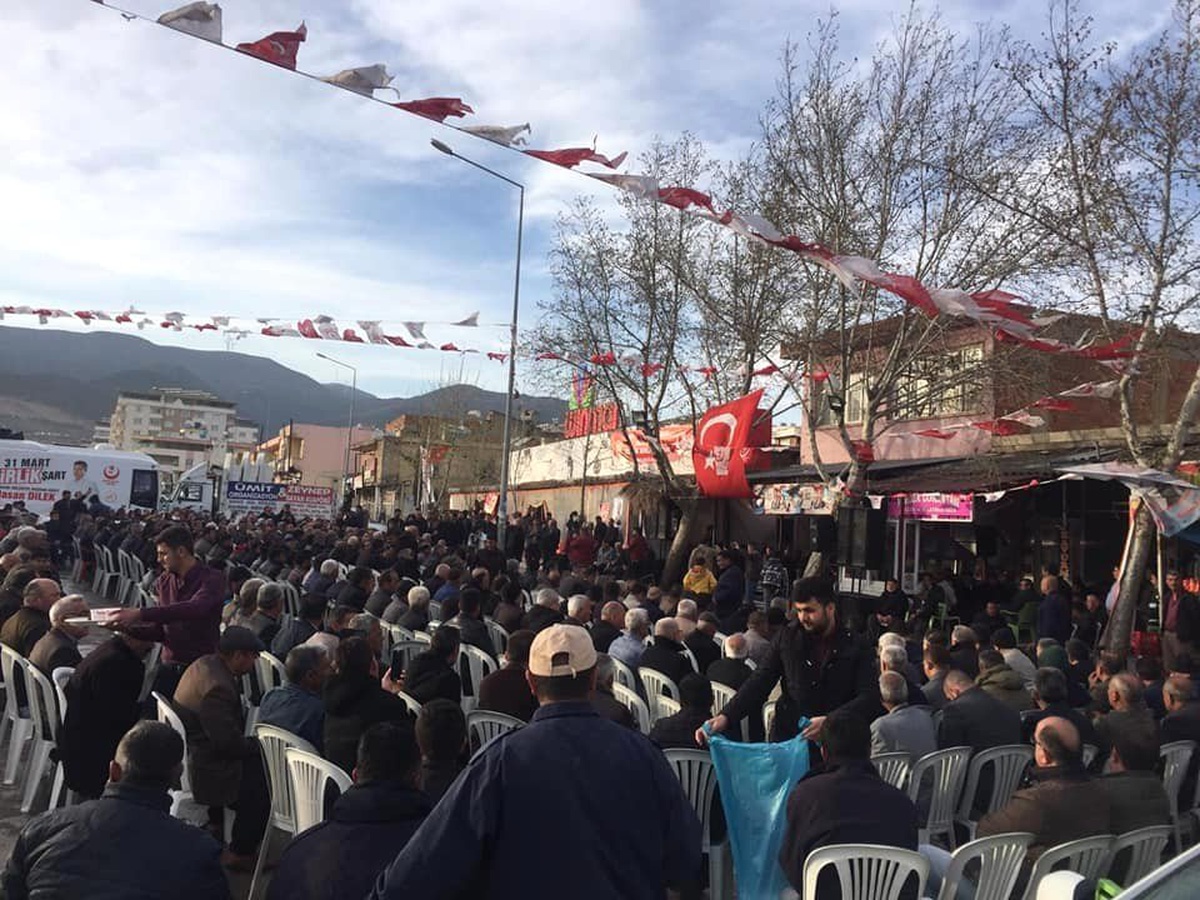 Nurdağı\'nda Muhsin Yazıcıoğlu ve Arkadaşları İçin Mevlit Okutuldu