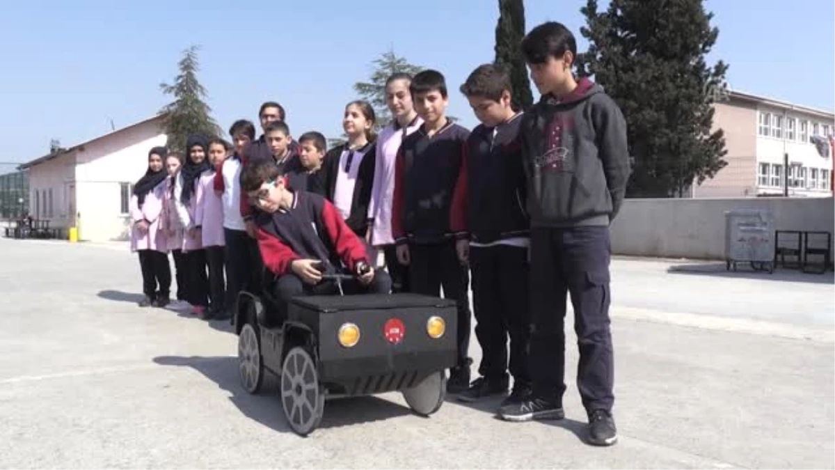 Ortaokul Öğrencileri Elektrikli Araç Üretti