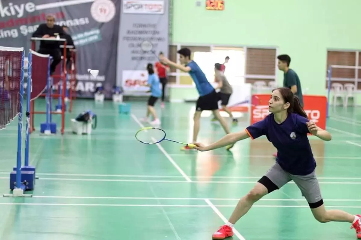 Osmangazili Badmintonculardan Çifte Başarı