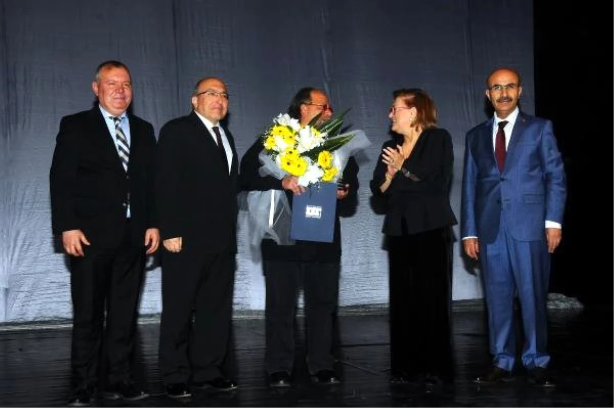 21\'inci Devlet Tiyatroları-Sabancı Uluslararası Adana Tiyatro Festivali Perdelerini Açtı