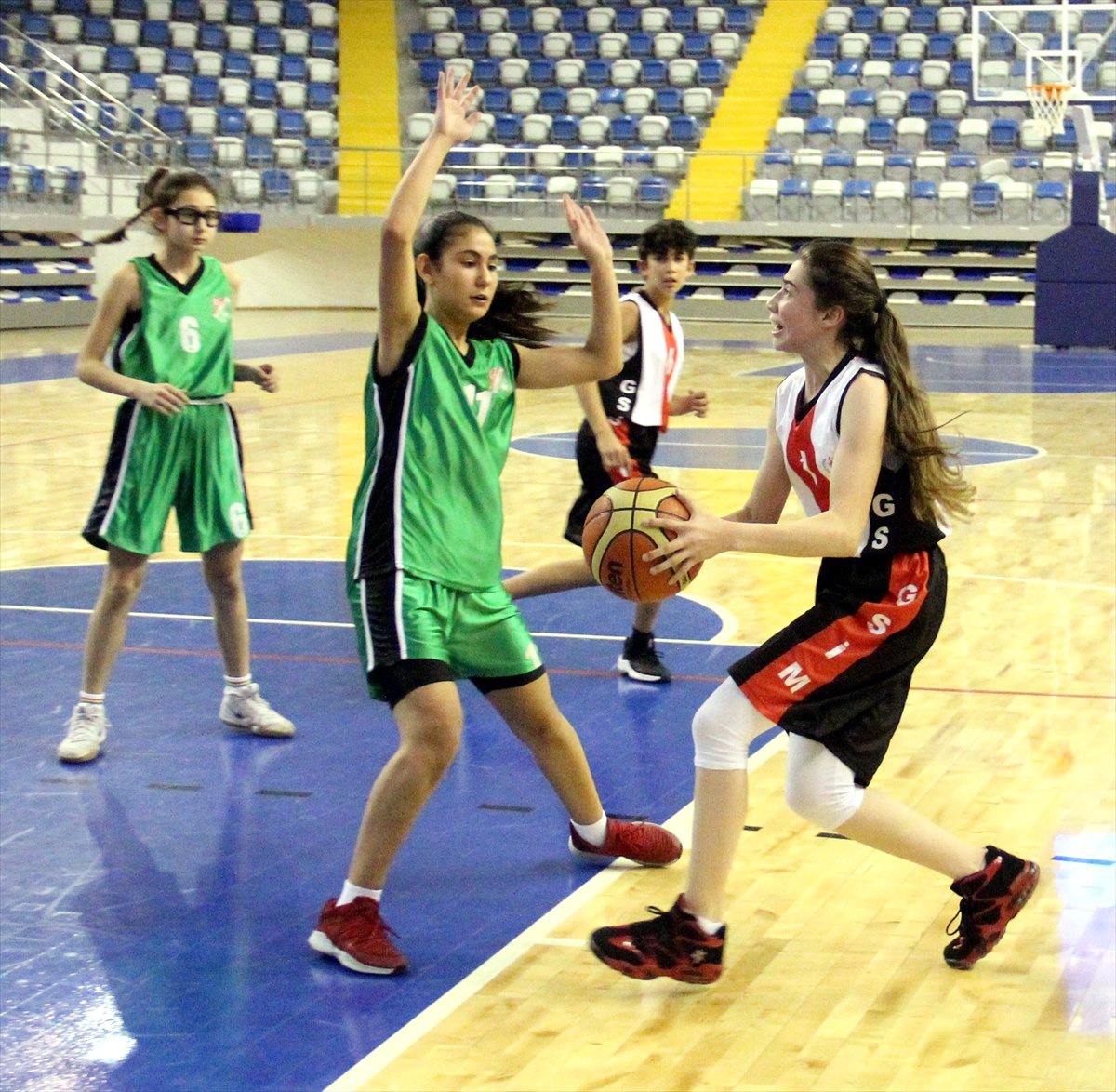 Anadolu Yıldızlar Ligi Basketbol Yarı Final Grup Müsabakaları