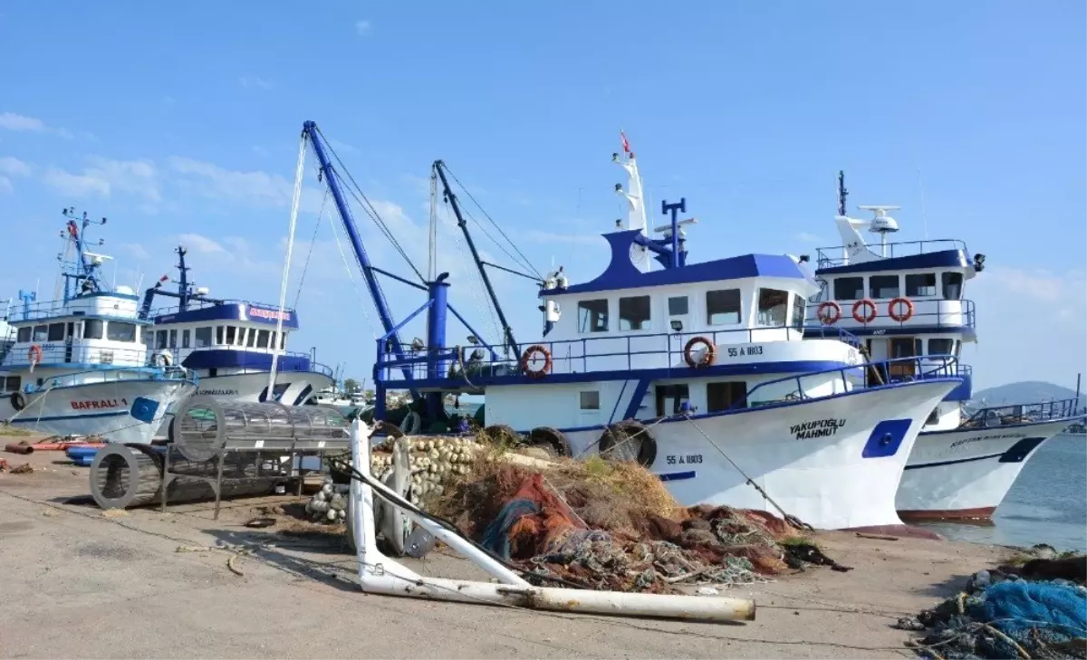 Balıkçı Teknesinden Mazot Hırsızlığına 3 Tutuklama