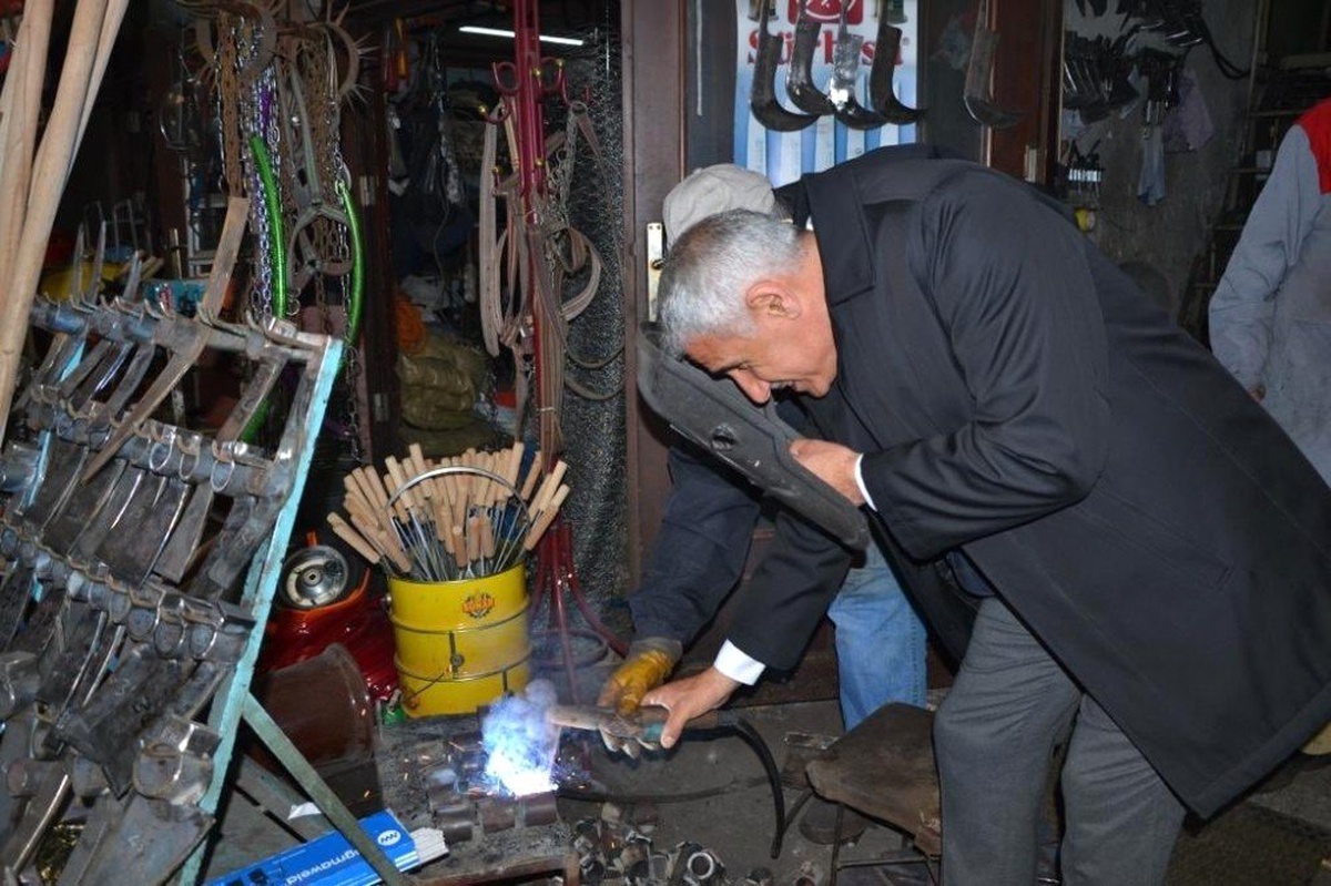 Güder ve Tüfenkci Bakırcılar Pazarı\'nda