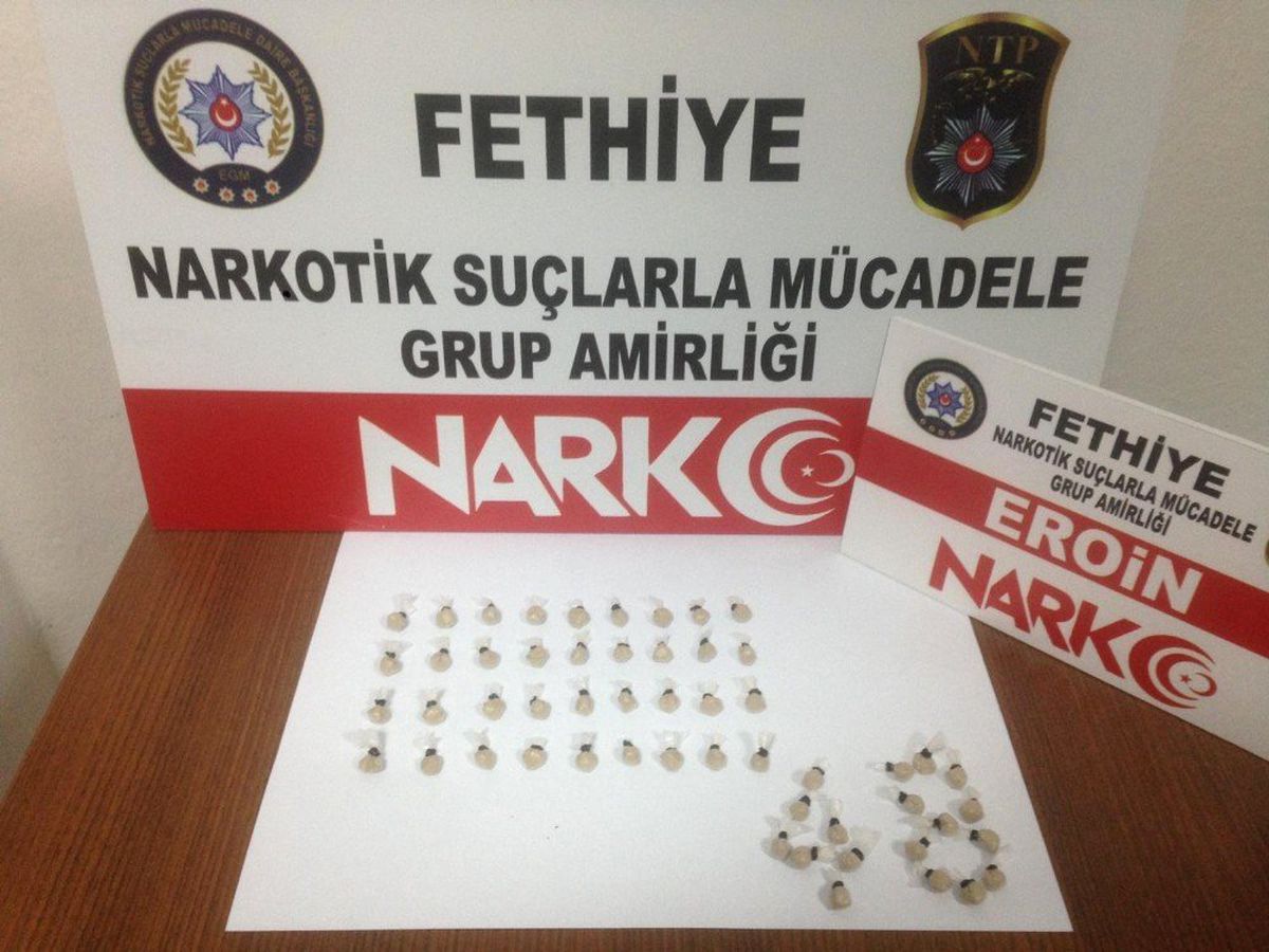 İç Çamaşırından Uyuşturucu Çıktı