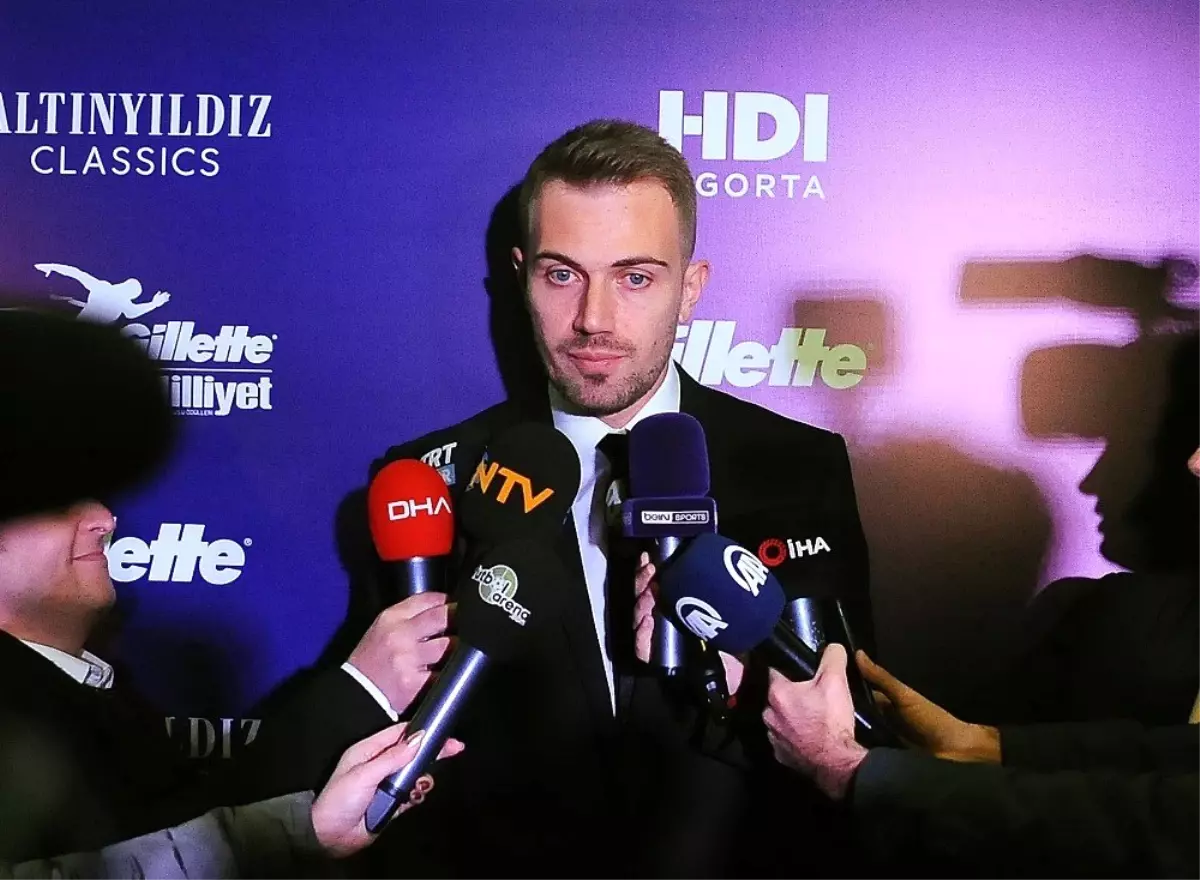 Mert Günok: "Milli Takım\'da Güzel Bir Oluşum Var"