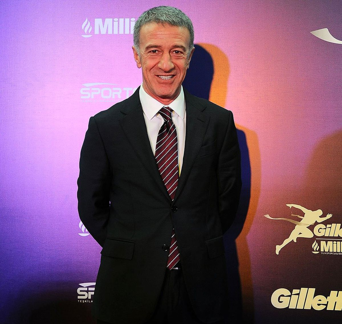Seneye Herkes İlk Sıra İçin Biraz Dikkatli Olsun"