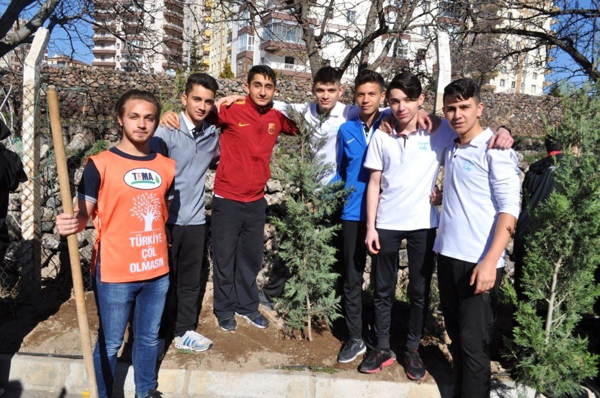 Yeşil Okuldan Yeşile Katkı