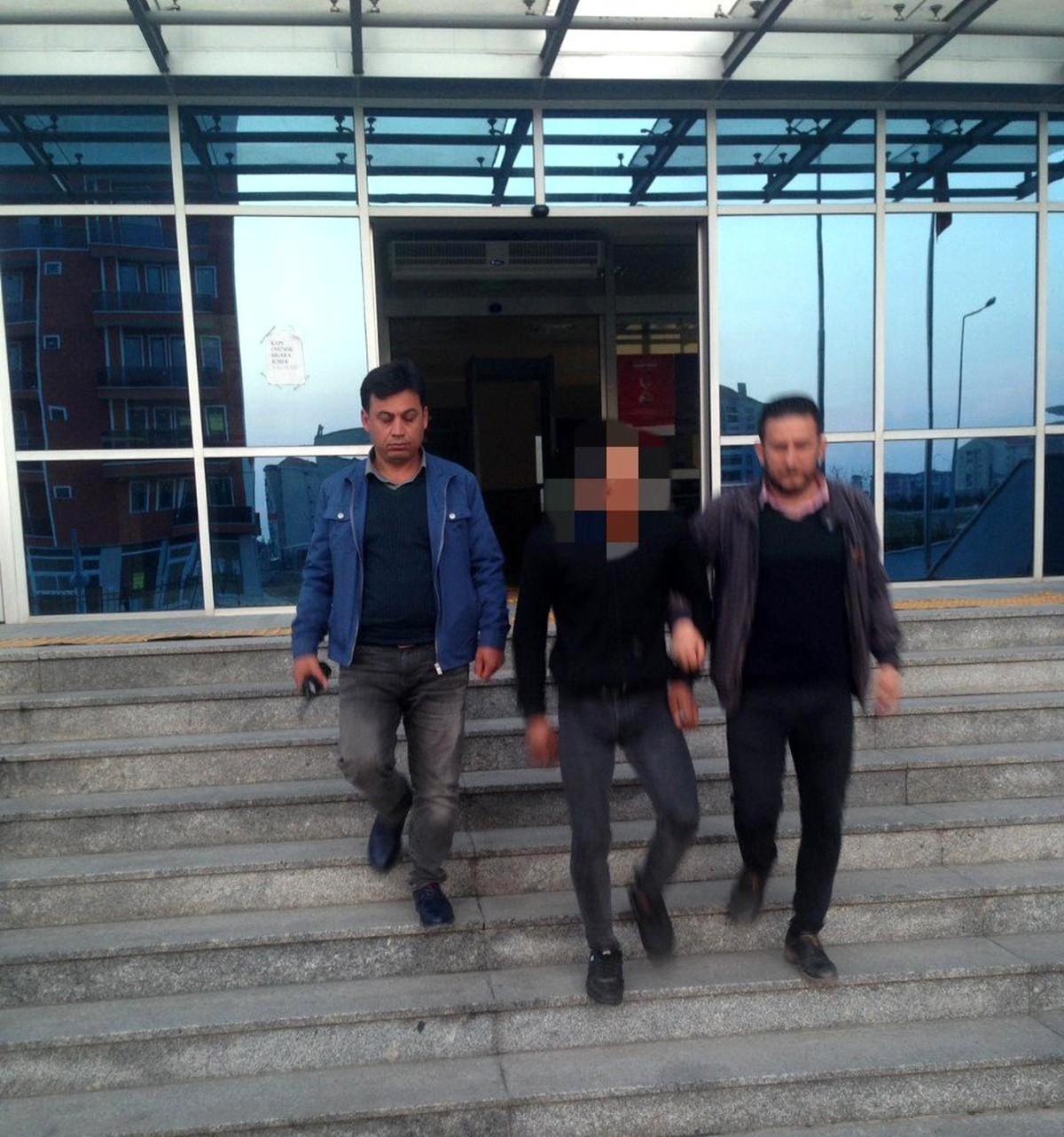 16 Hırsızlık Olayına Karışan Çocuk Tutuklandı
