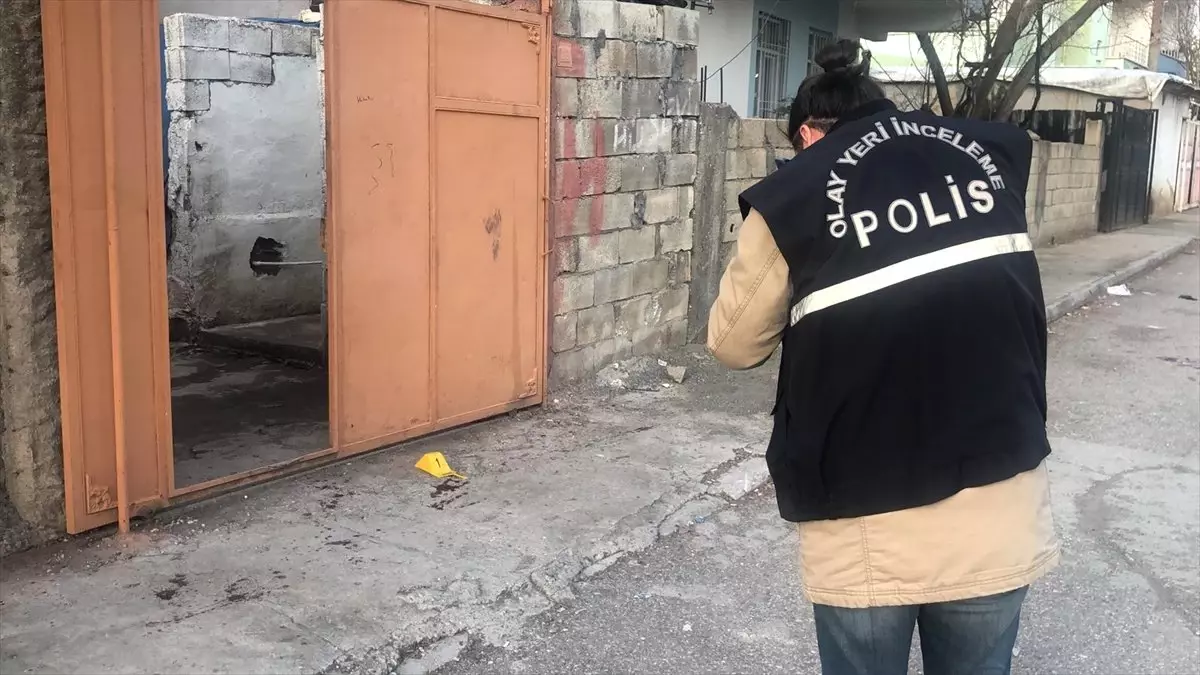 Adıyaman\'da Bıçaklı Kavga: 3 Yaralı