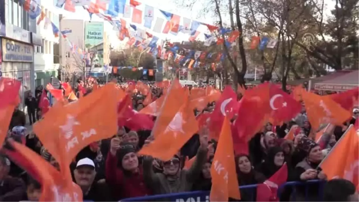 Bakan Kurum: "1 Nisan Sabahı Bu Ülke Kaosa Girsin Diye Ellerini Ovuşturanlar Var"