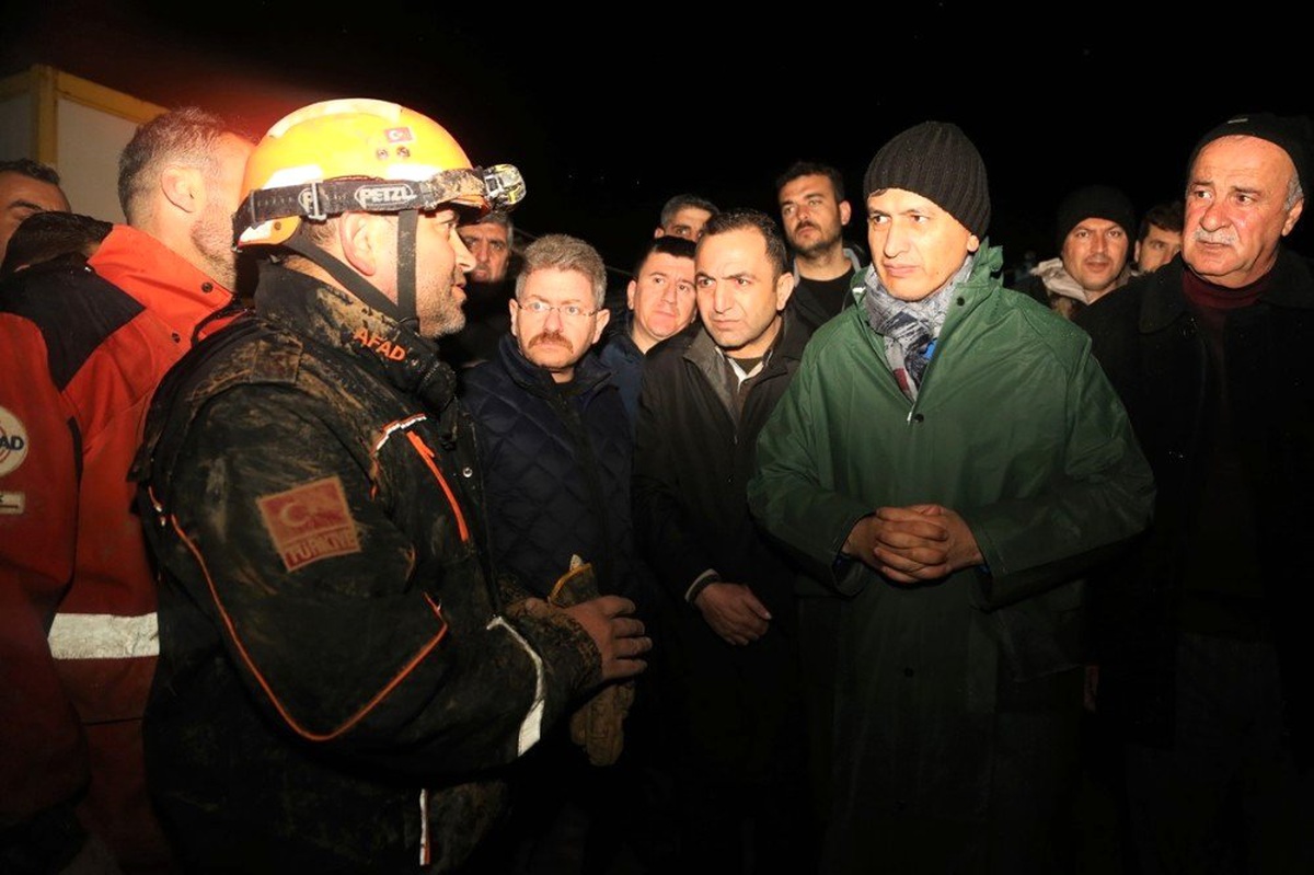 Cizre\'de Sel Felaketi Yaşayanlara 321 Bin Liralık Destek