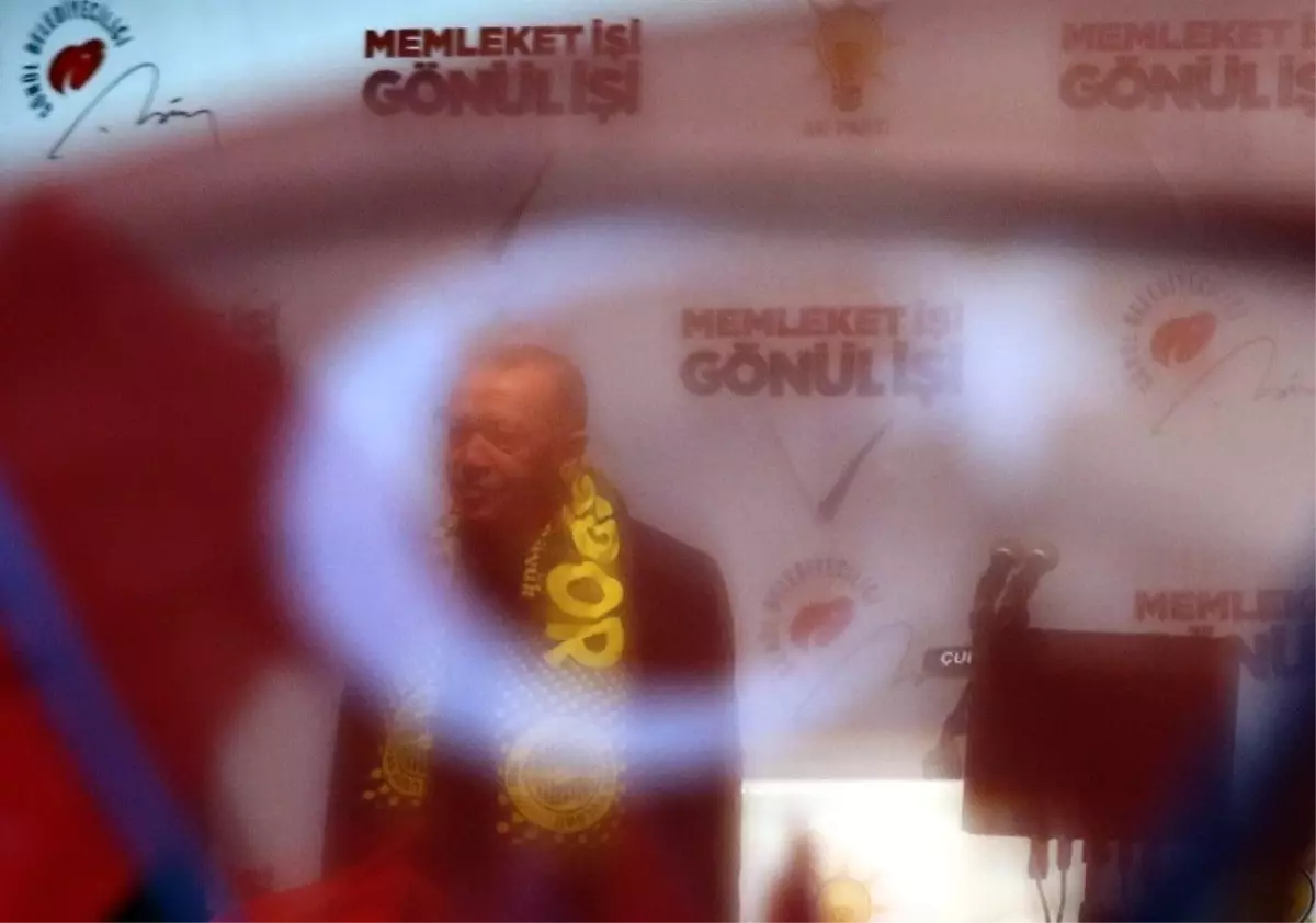 Cumhurbaşkanı Erdoğan: "Soyadı Temelli Ama Kendi Temelsiz Biri"