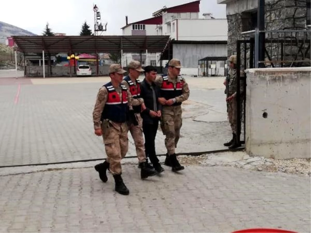 Diyarbakır\'da Aranan PKK Şüphelisi, Çağlayancerit\'te Yakalandı