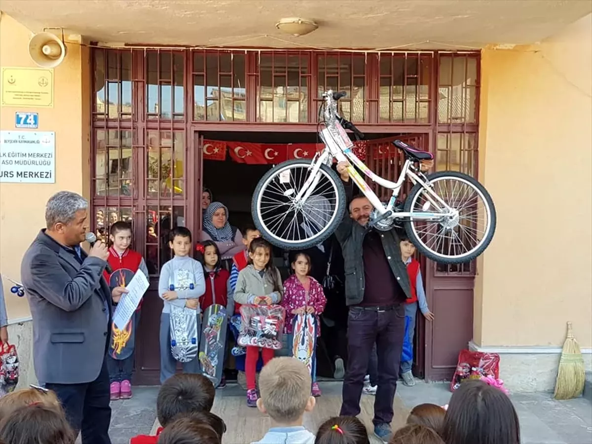 En Fazla Plastik Şişe Toplayan Öğrenciler Ödüllendirildi