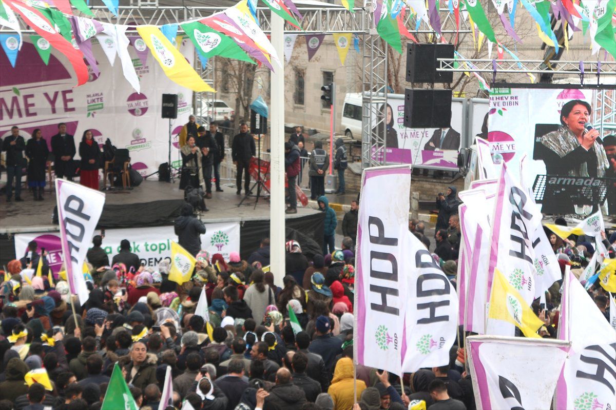 Hdp Eş Genel Başkanı Pervin Buldan Ağrı\'da