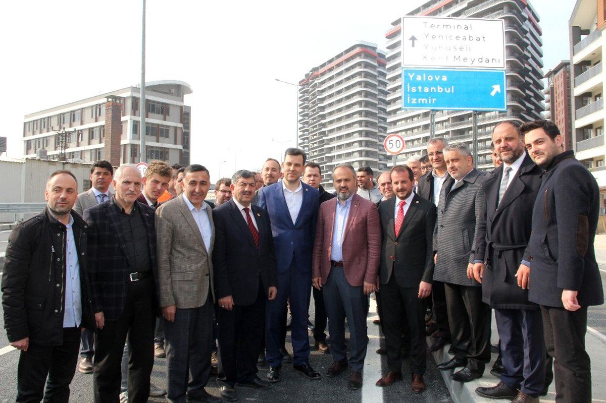 Panayır Köprülü Kavşağı Trafiğe Açıldı