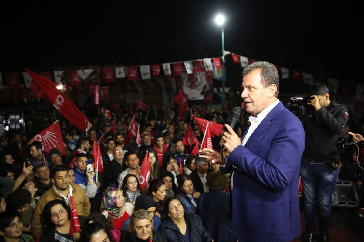 Seçer: "Demokrasinin Kalbi Mersin\'de Atıyor"