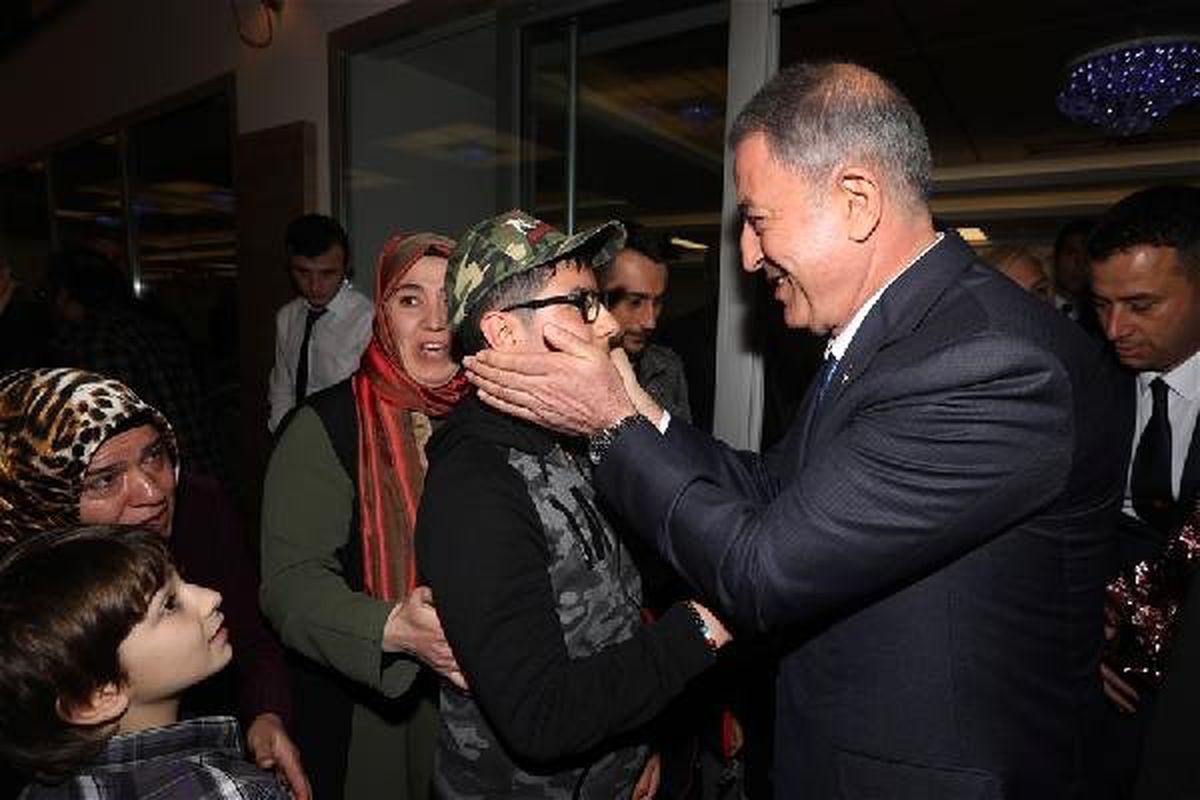 Bakan Akar\'dan Kandil ve Golan Tepeleri Açıklaması