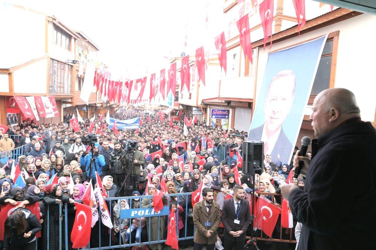 Başkan Sekmen\'den Bir Günde İki Miting