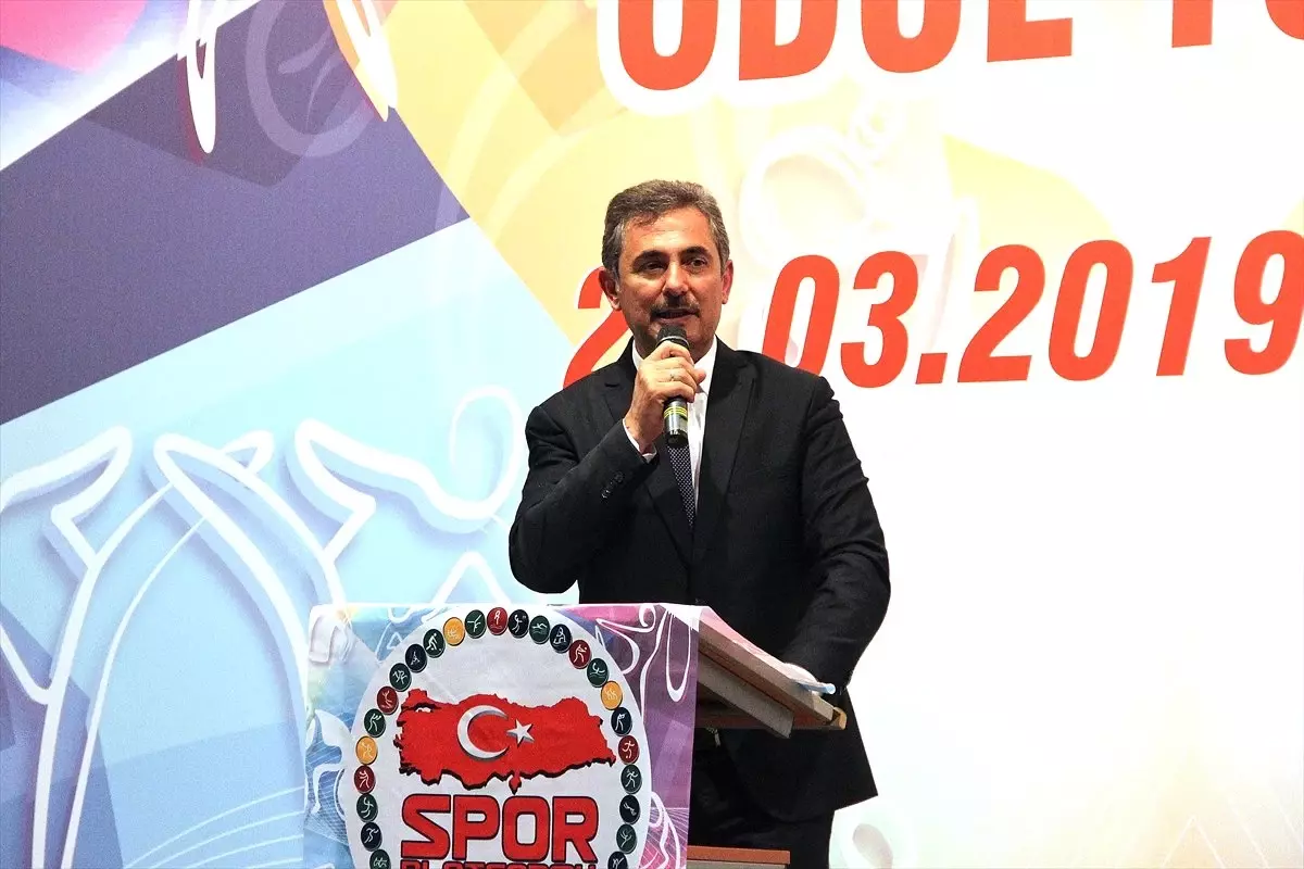 Büyük Spor Buluşması Spor Ödülleri" Sahiplerini Buldu