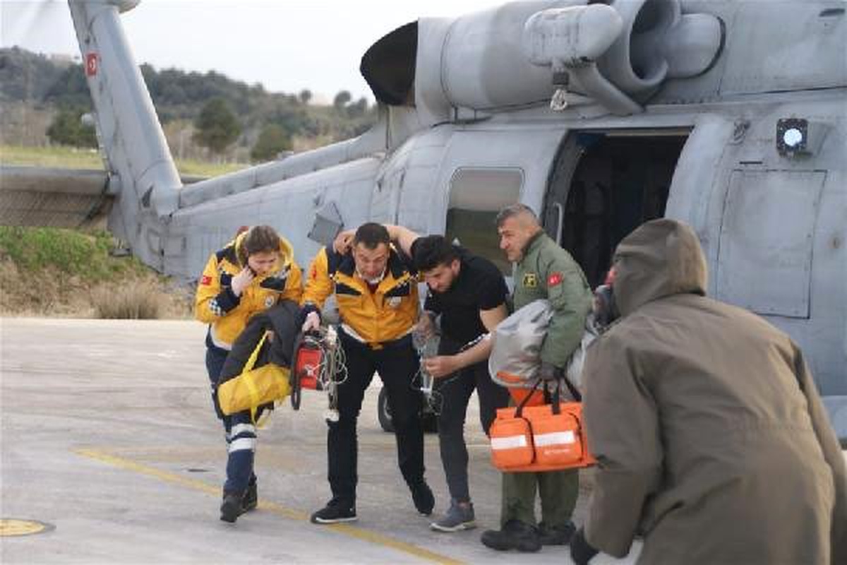 Deniz Kuvvetleri\'nin Helikopteri, Emre İçin Havalandı