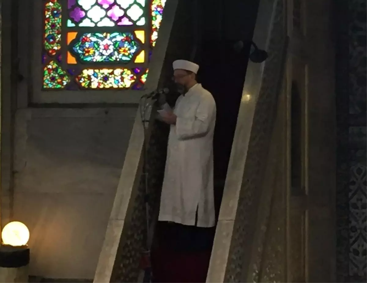 Diyanet İşleri Başkanı Prof. Dr. Ali Erbaş, Sultanahmet Camii\'nde Hutbe İrad Etti