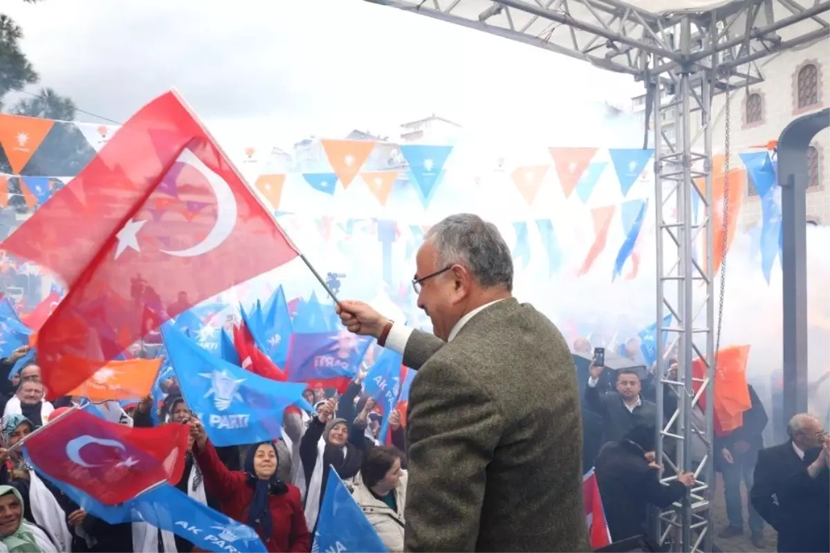 Hilmi Güler: "Biz Hizmet Adamıyız"