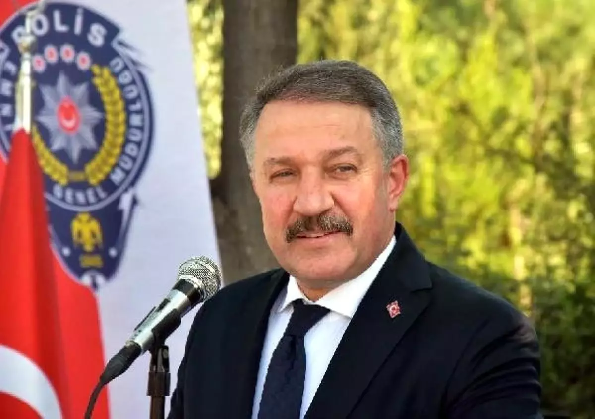 İzmir\'de, Seçim Günü İçin 10 Bin Emniyet Görevlisi Hazır