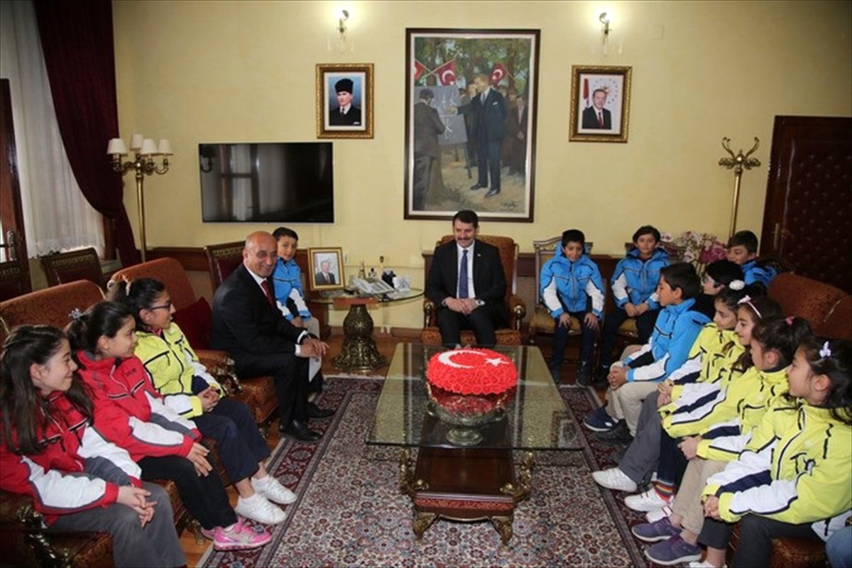 Kayak Sporcularından Vali Ayhan\'a Ziyaret