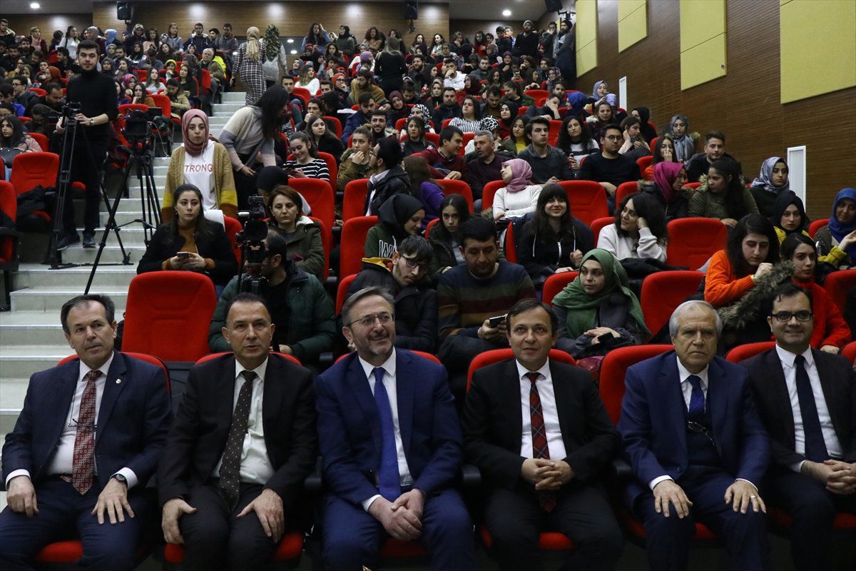 Kayseri\'de "Prof. Dr. Fuat Sezgin" Adına Kütüphane Açıldı