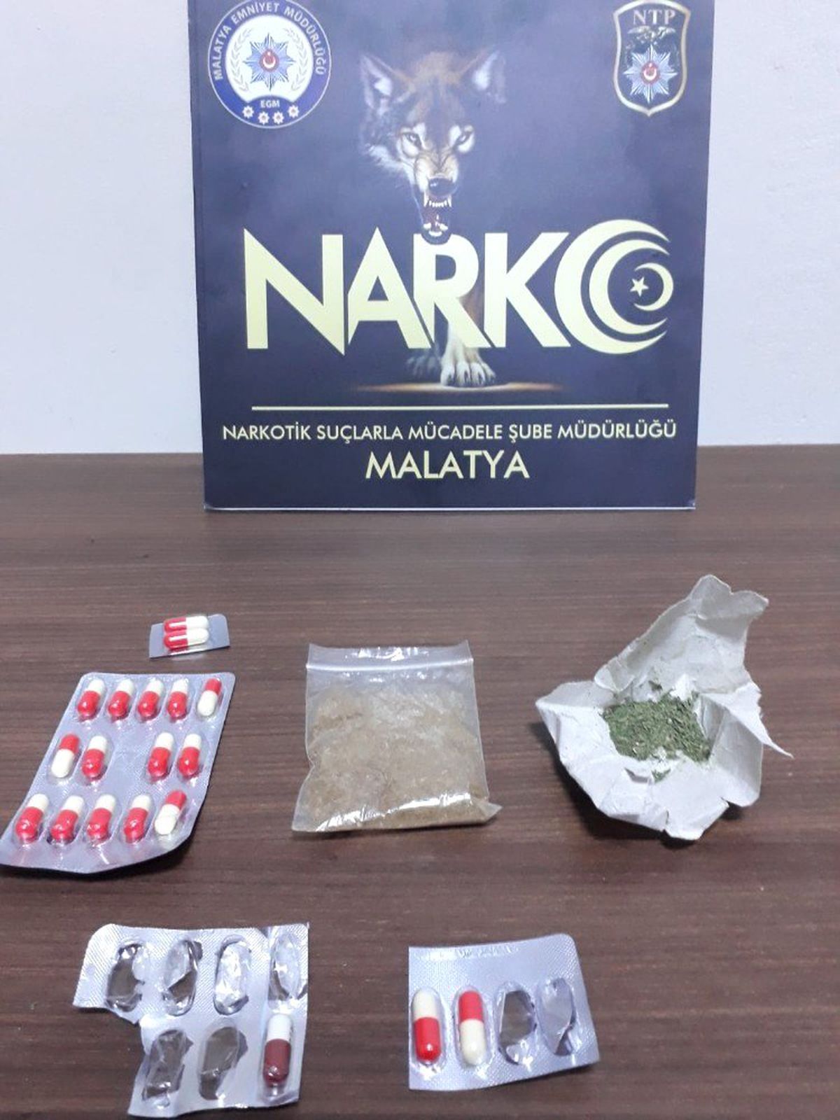 Malatya\'da Uyuşturucu Satıcılarına Operasyon: 4 Tutuklama