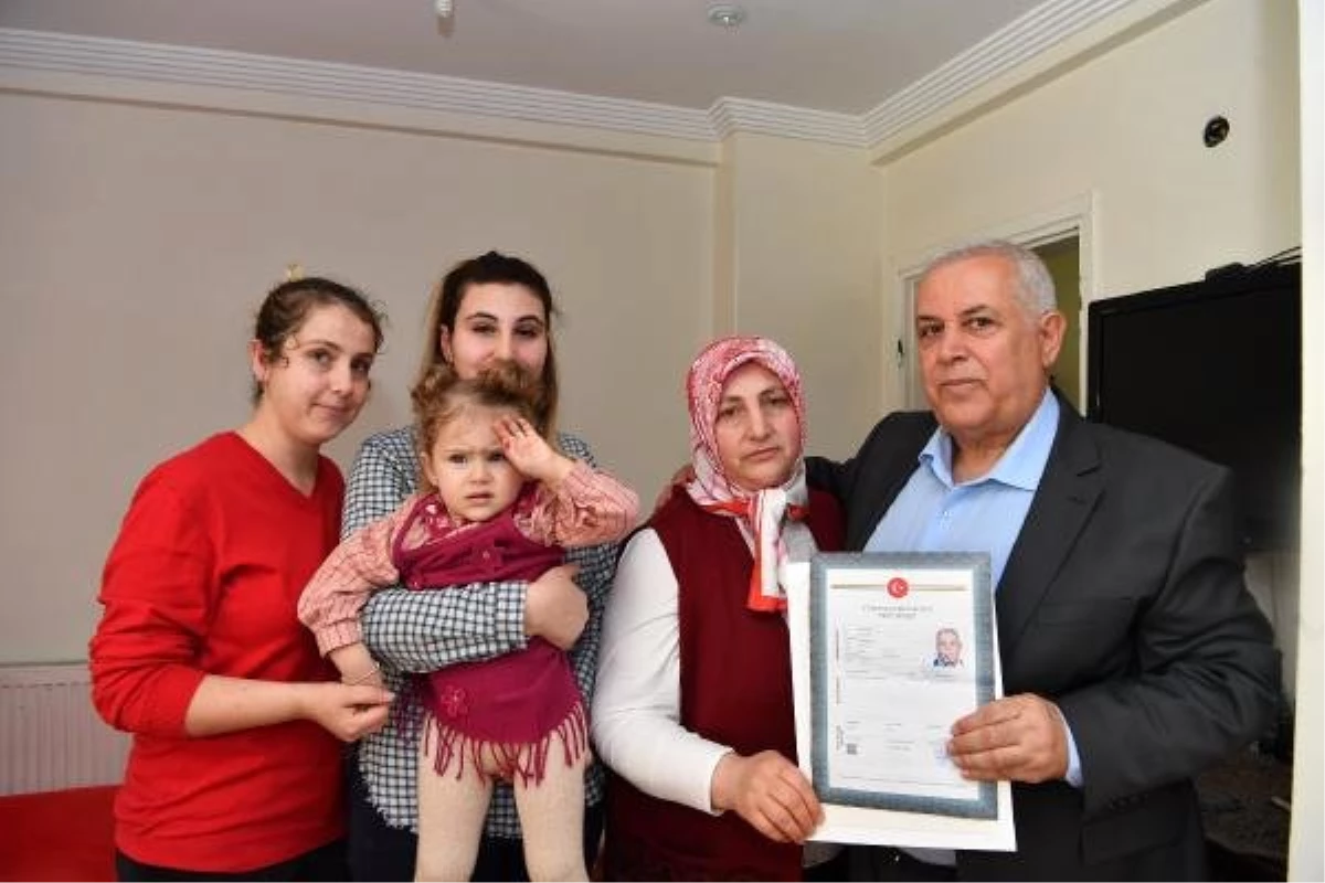 Maltepe Belediye Başkanı Kılıç, Hak Sahiplerine Tapularını Teslim Etti