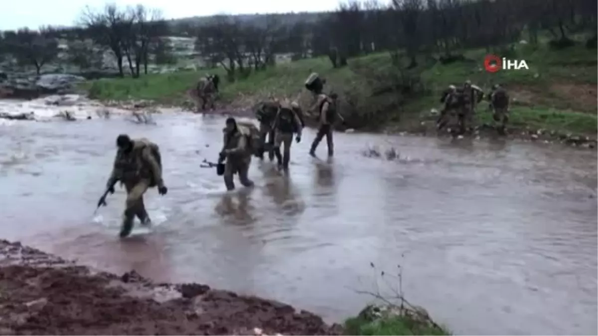 Mehmetçik Zorlu Kış Şartlarında Operasyona Devam Ediyor