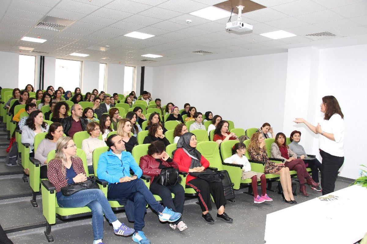 Adü\'de "Büyüklere Masallar" Etkinliği Gerçekleştirildi